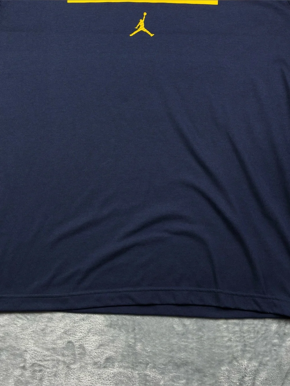 Michigan Wolverines Air Jordan Jumpman Dri-Fit T-Shirt Size XL Blue Maize Trim